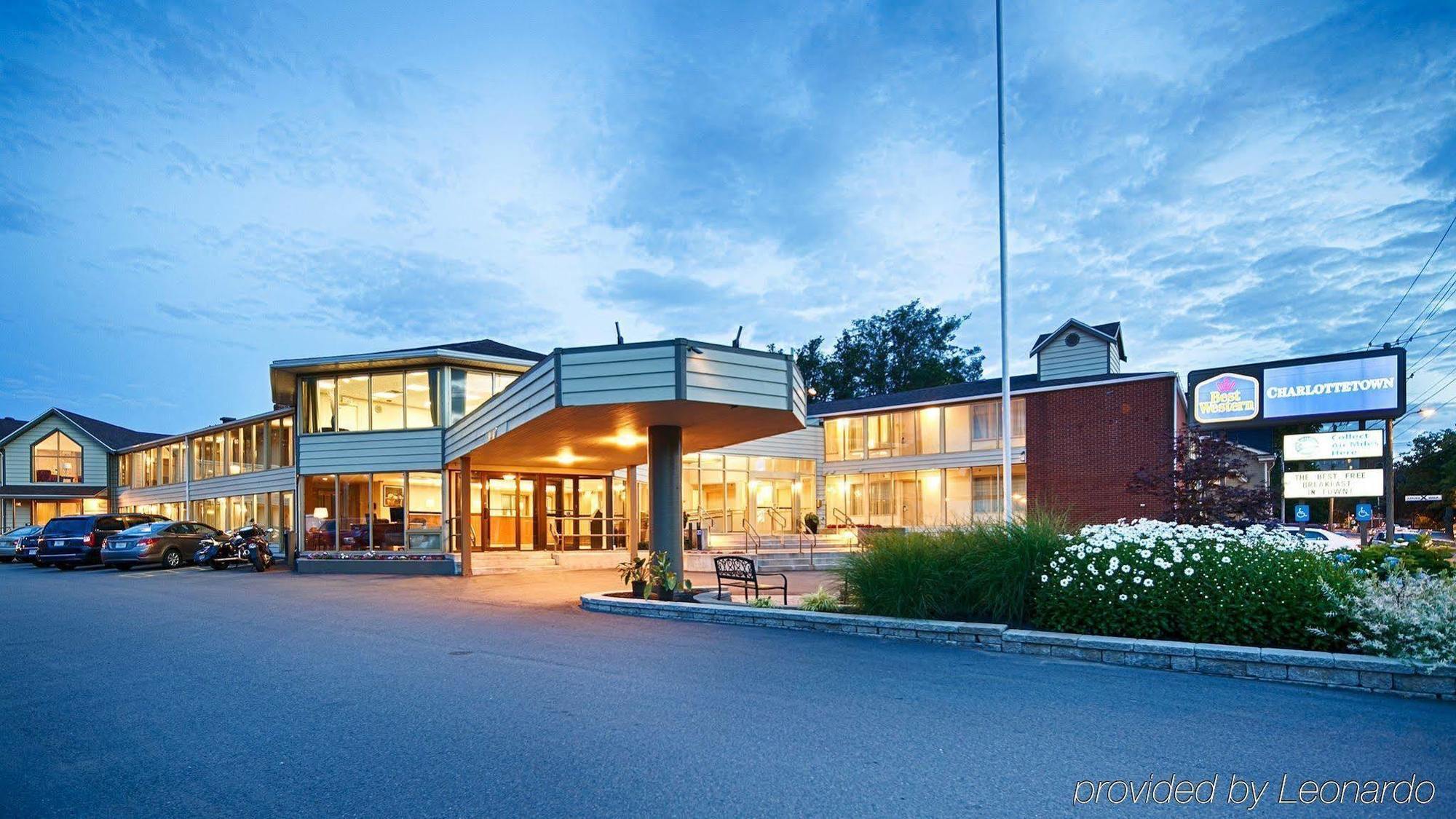 Charlottetown Inn & Conference Centre Buitenkant foto
